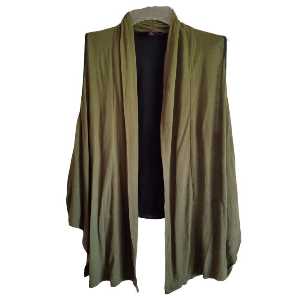 Open Water Fall Cardigan Vest in Olive Green